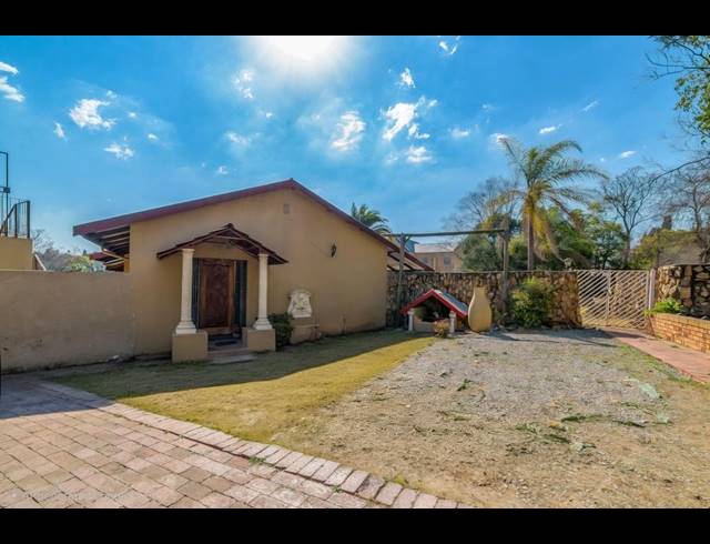 3 BEDROOM HOUSE FOR SALE IN FERNDALE